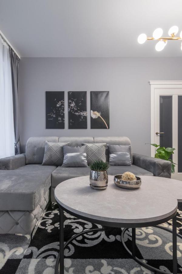 Dandelion Apartment In The Heart Of Kaunas Dış mekan fotoğraf